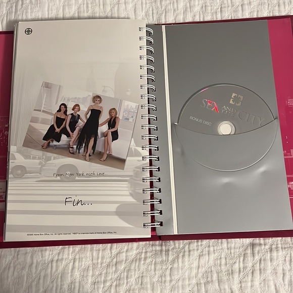 Sex and the City - The Complete Series DVD Box Set 👠💕 - Picture 3 of 4